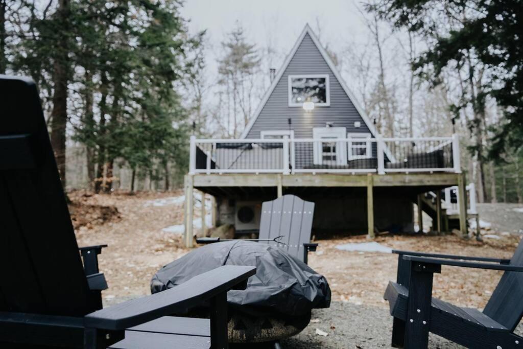 הוילה Tamworth New! Cozy & Modern A-Frame In The Woods W/Hot Tub מראה חיצוני תמונה